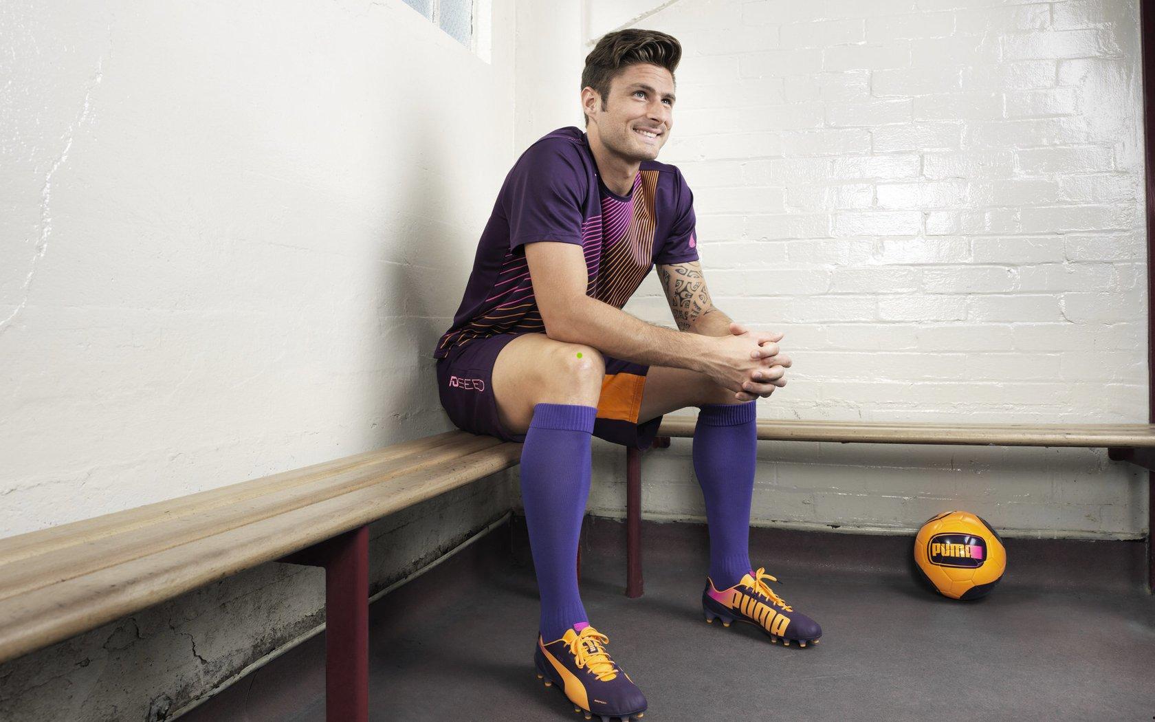 拉门斯哥哥坦言，起初对弟弟加盟曼联持怀疑态度，压力环境成最大隐忧